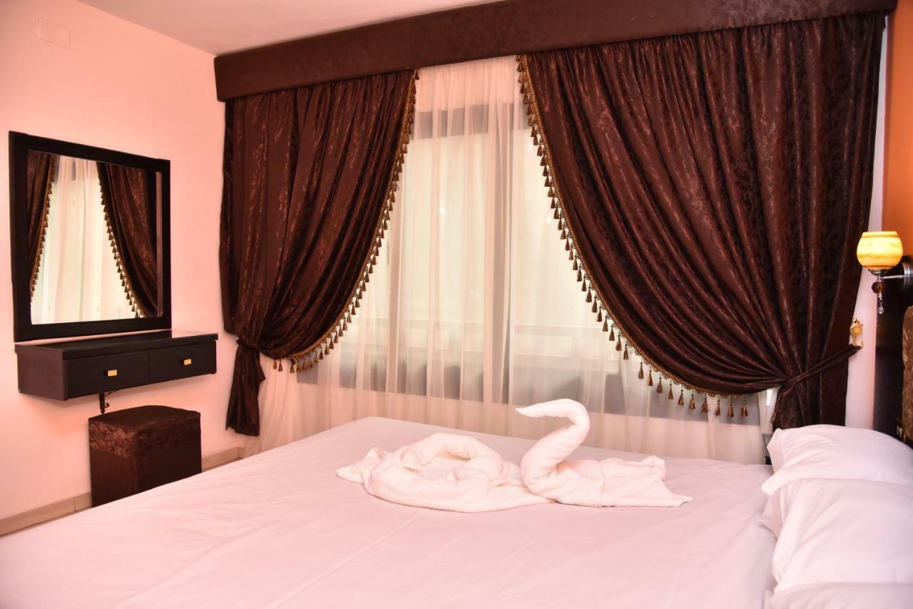 Royal Pyramids Hotel Kair Zewnętrze zdjęcie