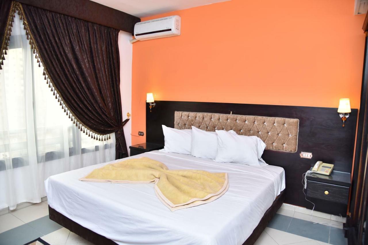 Royal Pyramids Hotel Kair Zewnętrze zdjęcie