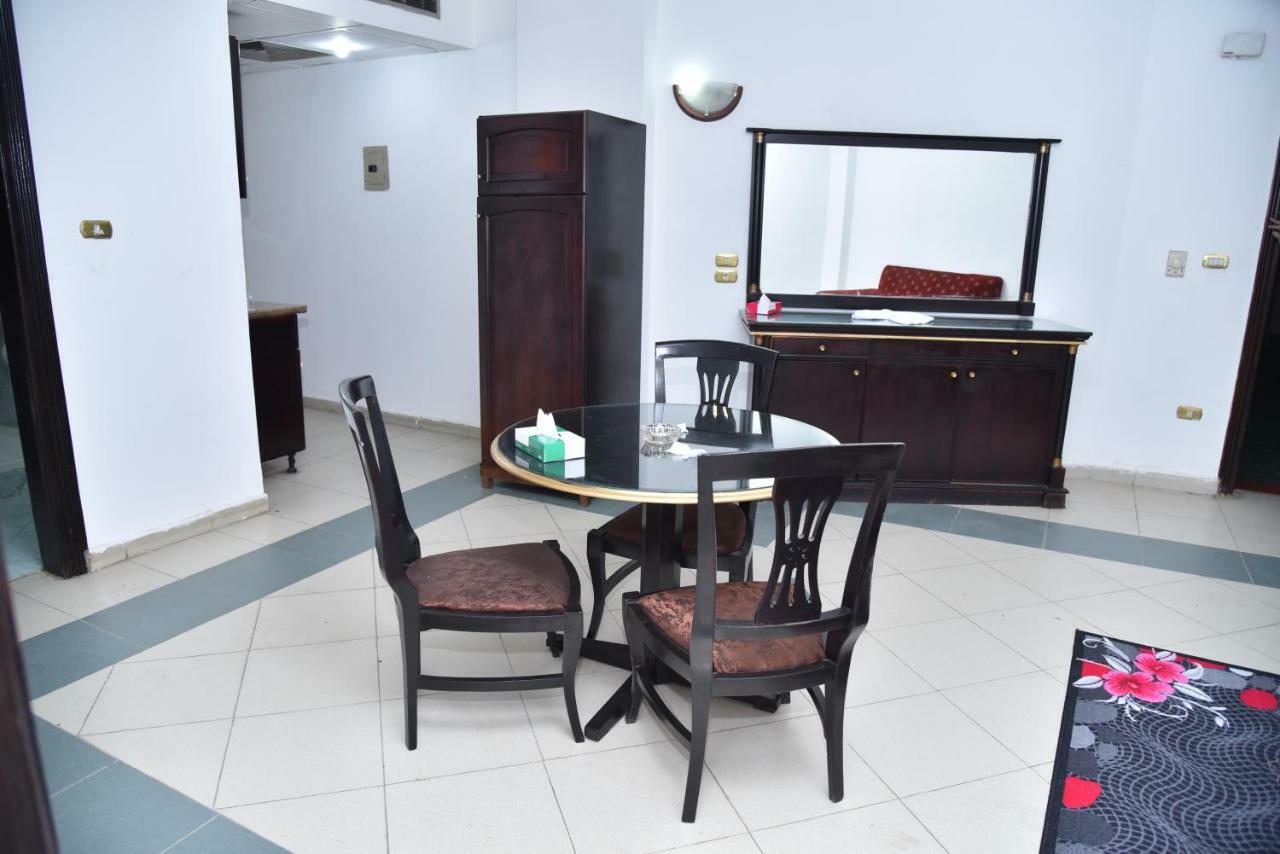 Royal Pyramids Hotel Kair Zewnętrze zdjęcie