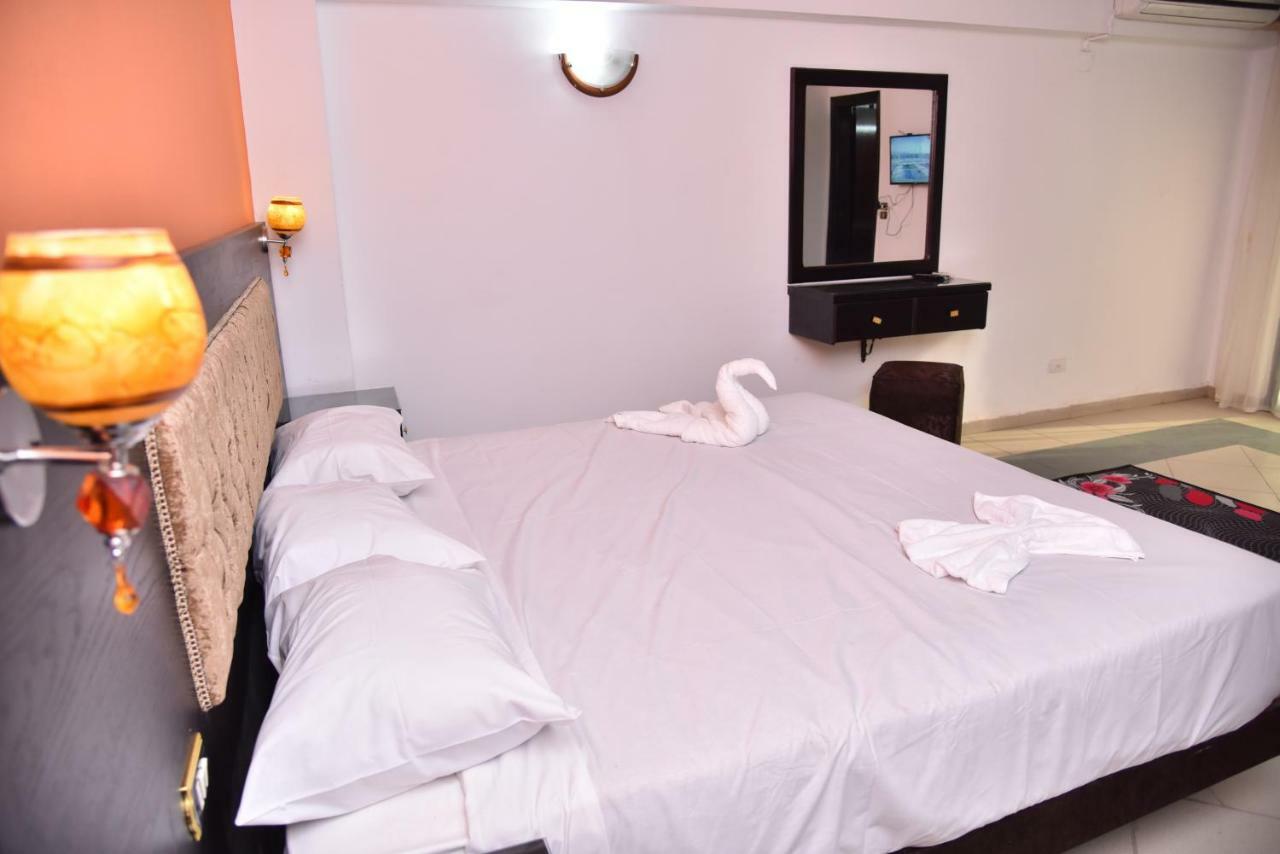 Royal Pyramids Hotel Kair Zewnętrze zdjęcie